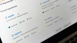 Wyszukiwanie repozytoriów na GitHubie nie musi być bezpieczne. Jeżeli nie jest się wystarczająco czujnym, można trafić na szkodliwe paczki plików.