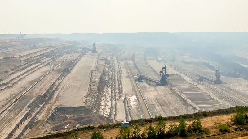 Kopalnia węgla brunatnego Hambach w Niemczech
