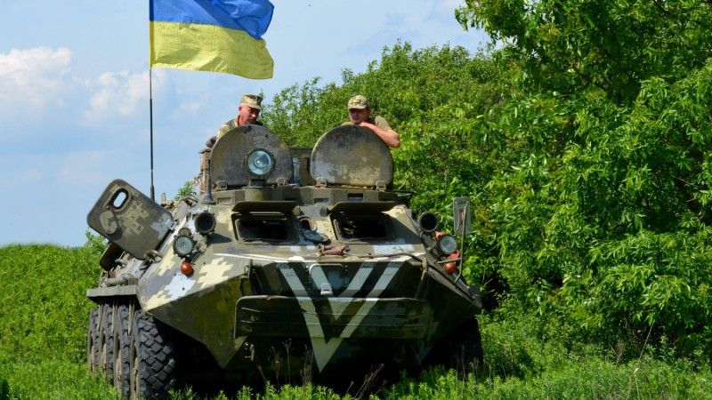 Ukraiński kołowy transporter opancerzony BTR-60PB.