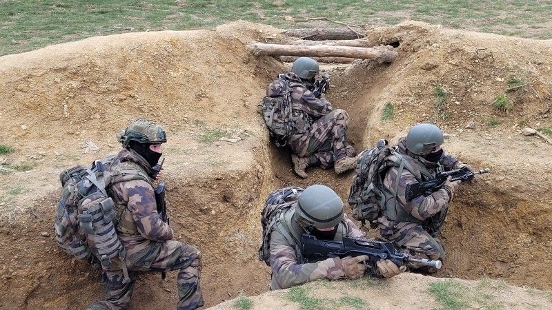 Ukraińscy żołnierze ćwiczący na jednym z francuskich poligonów.