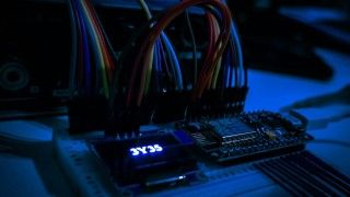 Czy cyberbezpieczeństwo to tylko kwestia czasu wojny? Dyrektor NATO StratCom COE uważa, że zdecydowanie nie