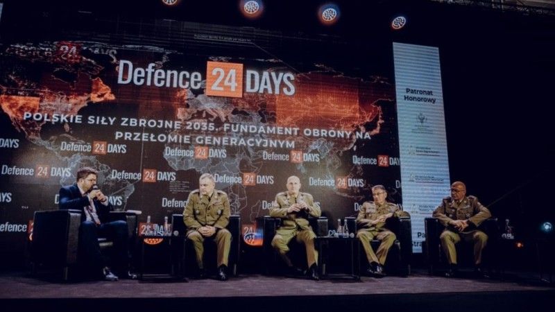 Generałowie na Defence24 Days: korpus w Wojskach Lądowych, artyleria w WOT