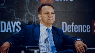 Radosław Sikorski msz defence24 dans