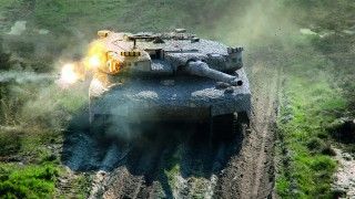 Wizualizacja systemu aktywnej ochrony pojazdu klasy hard-kill Rheinmetall StrikeShield.