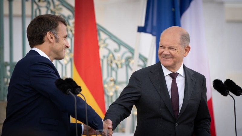 Prezydent Emmanuel Macron i Kanclerz Olaf Scholz