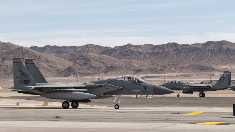 Amerykańskie myśliwce F-15EX (zdjęcie ilustracyjne)