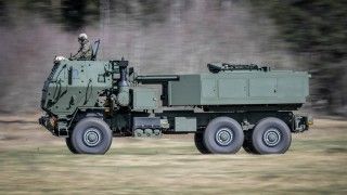 Ćwiczenia 1 Mazurskiej Brygady Artylerii na wieloprowadnicowych wyrzutniach rakiet M142 HIMARS.