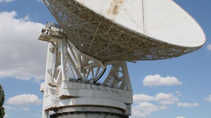 Siedemdziesięciometrowa antena radioteleskopu RT-70 koło Jewpatorii na Krymie