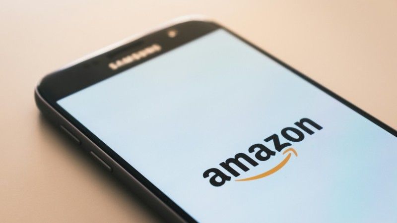 Amazon postanowił przyłączyć się do wyścigu AI i opracować własną sztuczną inteligencję. Czy szykuje się kolejna konkurencja dla OpenAI?