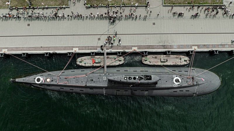 Okręt podwodny ORP „Orzeł” podczas obchodów Święta Marynarki Wojennej w Gdyni, 30 czerwca 2024 r.