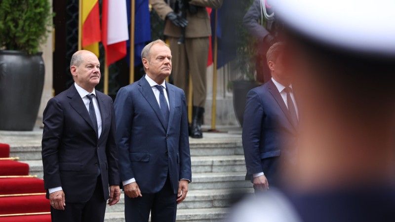 Kanclerz Olaf Scholz i premier Donald Tusk w Warszawie.