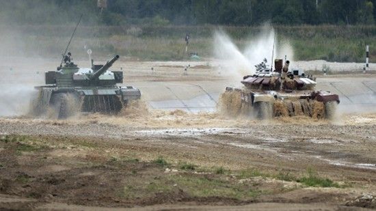Chińczycy już niejednokrotnie prezentowali Rosjanom swoje uzbrojenie, chociażby w czasie „biatlonów czołgowych”. Trzeba zrobić wszystko, by na tych prezentacjach się skończyło