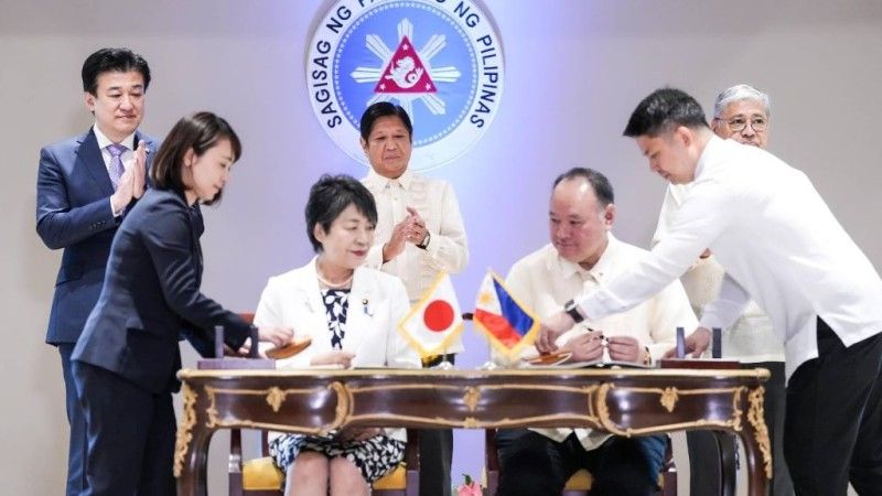 Podpisanie porozumienia obronnego pomiędzy Filipinami a Japonią. Manila 8 lipca 2024 r.