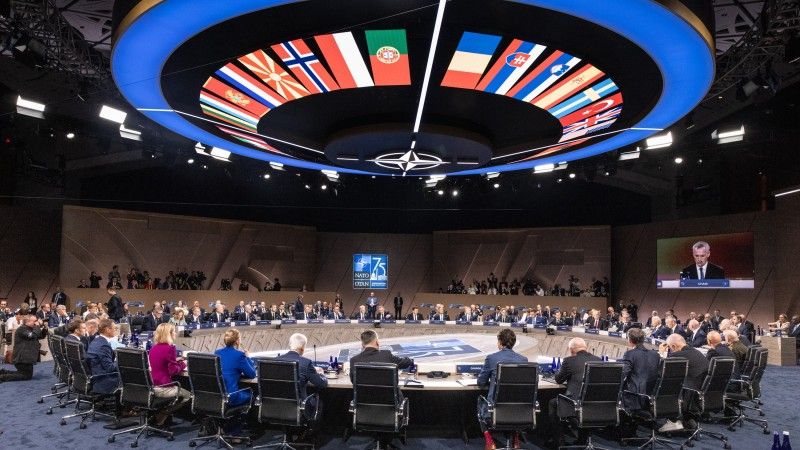 W Waszyngtonie spotkali się liderzy 32 państw członkowskich NATO