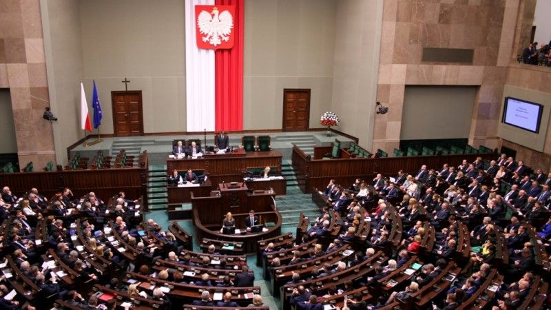 Sejm uchwalił ustawę Prawo komunikacji elektronicznej. Co się zmieni?