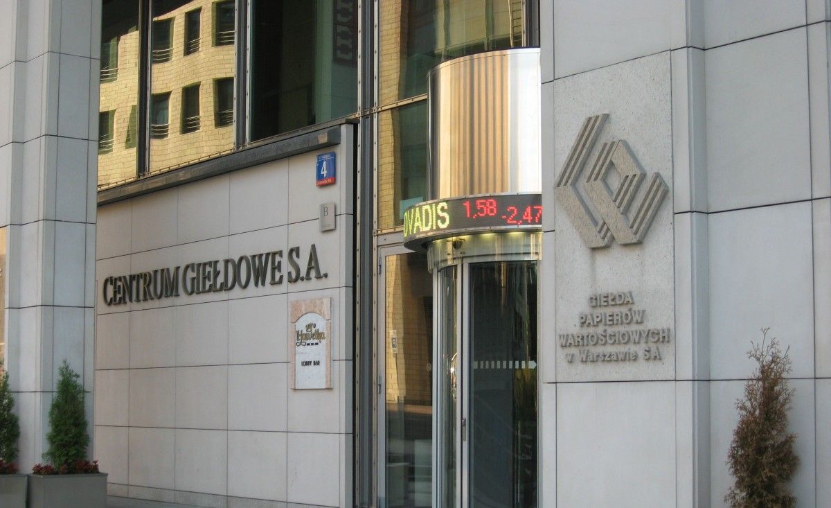 Energa zyskuje, Orlen traci. Giełda reaguje na plany polskiego giganta paliwowego