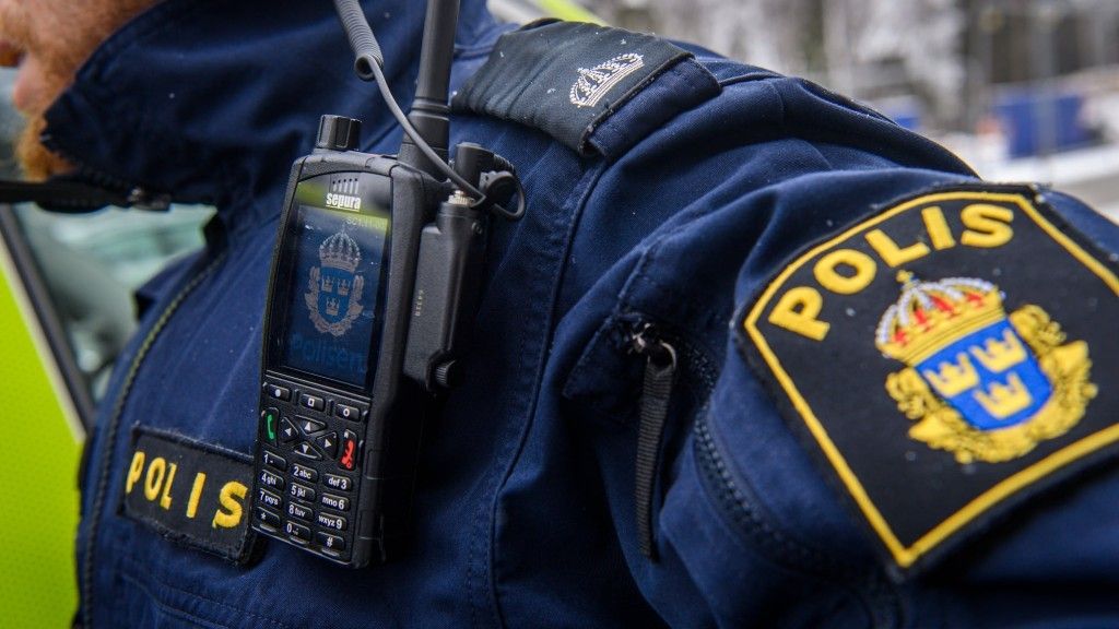 Licznik Geigera, czapka z radziecką gwiazdą i zdjęcia elektrowni. smerfy oskarżeni w Szwecji