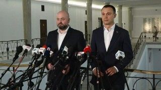 Posłowie Konfederacji Bartłomiej Pejo i Krzysztof Mulawa