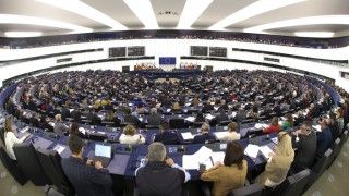 Parlament Europejski - wyciek danych