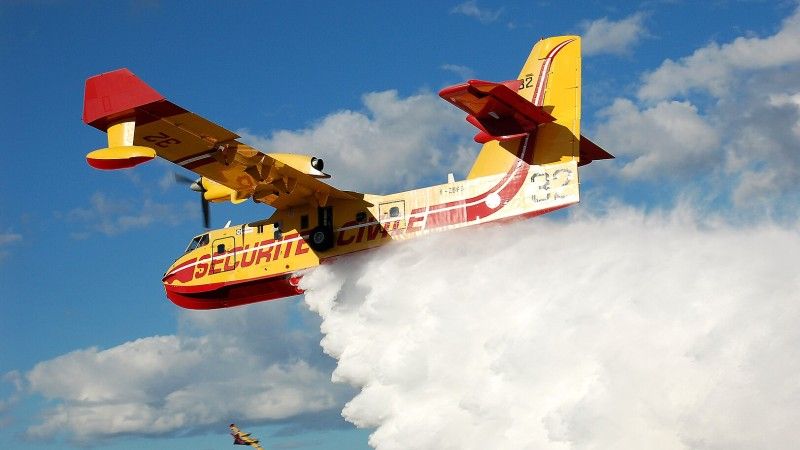 Dotychczas rdzeniem floty samolotów gaśniczych we Francji są maszyny CL-415