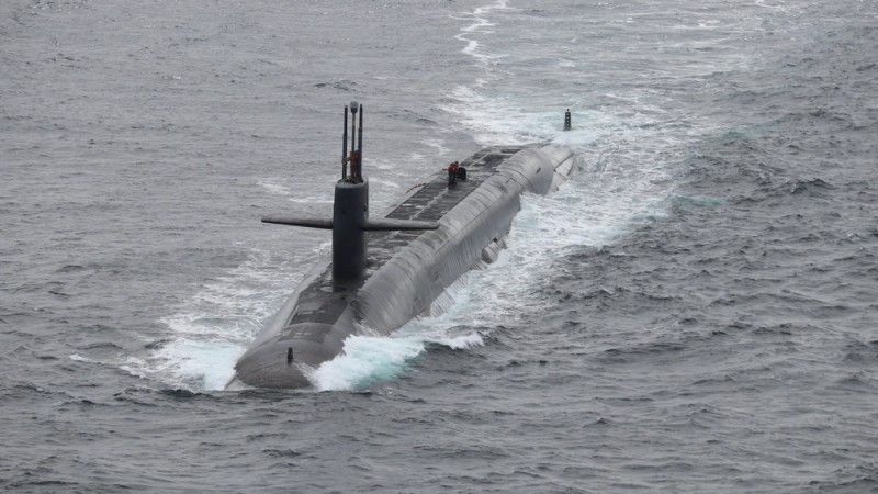 USS Tennessee (SSBN 734) na Morzu Norweskim.