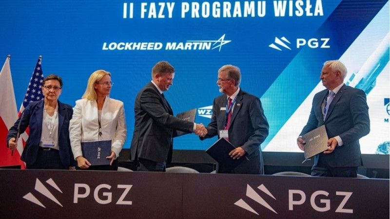 Podpisanie umowy pomiędzy Lockheed Martin a PGZ podczas targów MSPO 2024