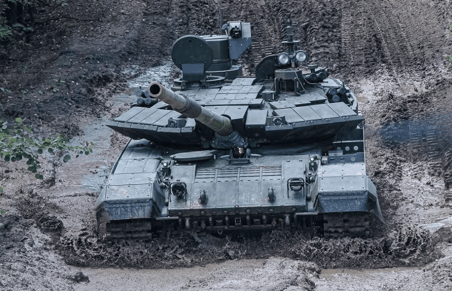 Ile ważą "wschodnie" czołgi? [ANALIZA]