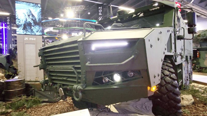 Wóz dowódczo-sztabowy HSW Heron (Tatra Defence Vehicle Tadeas) podczas MSPO 2024.