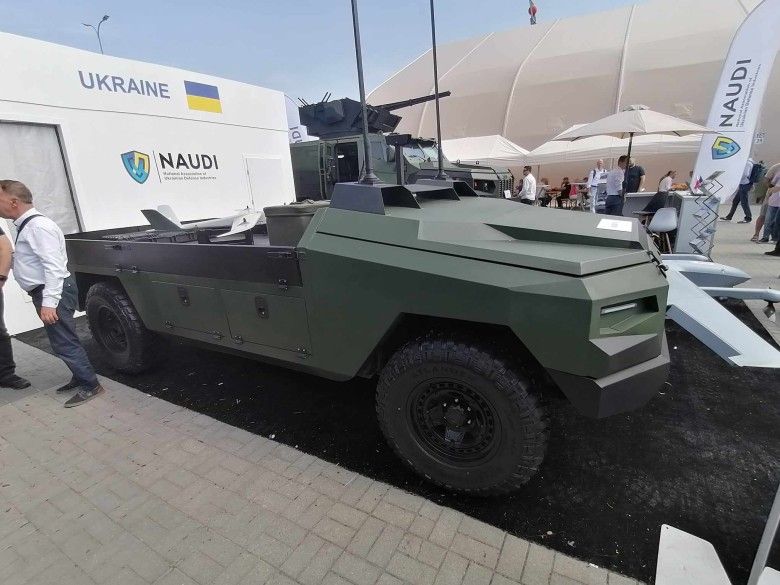 Protector UGV jako platforma dla bezzałogowców powietrznych na targach MSPO 2024.