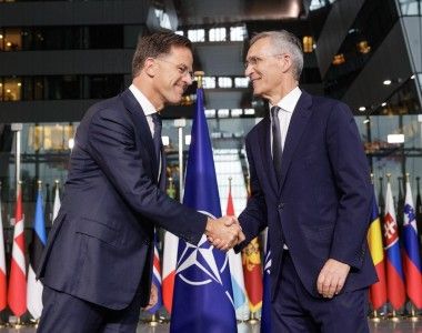 Mark Rutte oraz Jens Stoltenberg.