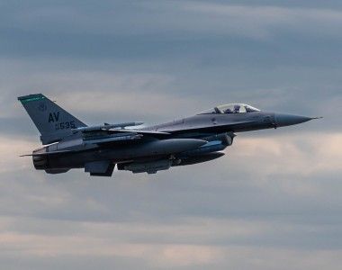 F-16 myśliwce amerykańskie siły powietrzne wschodnia flanka NATO