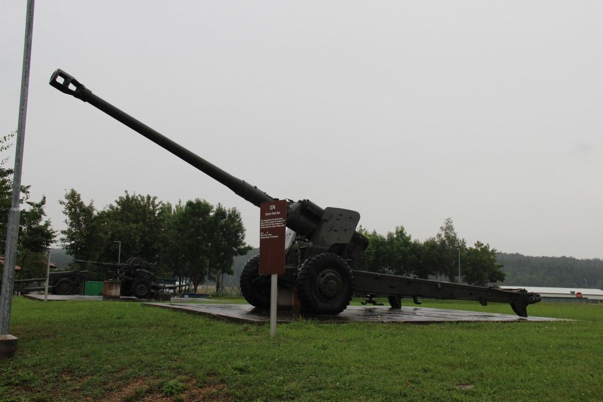 „Prasowany ryż”. Rosyjski artylerzysta krytykuje armatę z Korei Północnej