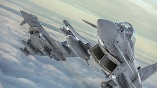 Włoskie samoloty wielozadaniowe Eurofighter Typhoon patrolują przestrzeń powietrzną Litwy w ramach operacji Baltic Air Policing.