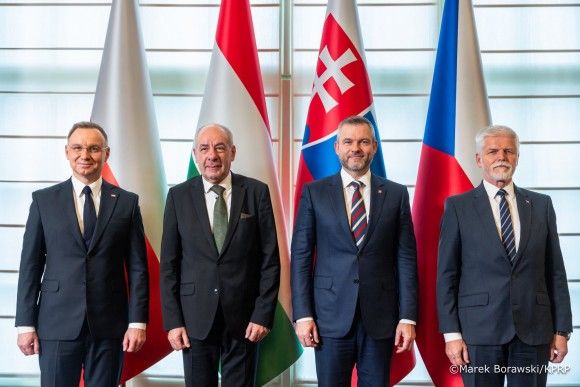 Prezydenci Polski, Węgier, Słowacji i Czech podczas szczytu V4 w Wiśle.