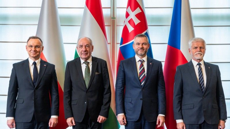 Prezydenci Polski, Węgier, Słowacji i Czech podczas szczytu V4 w Wiśle.