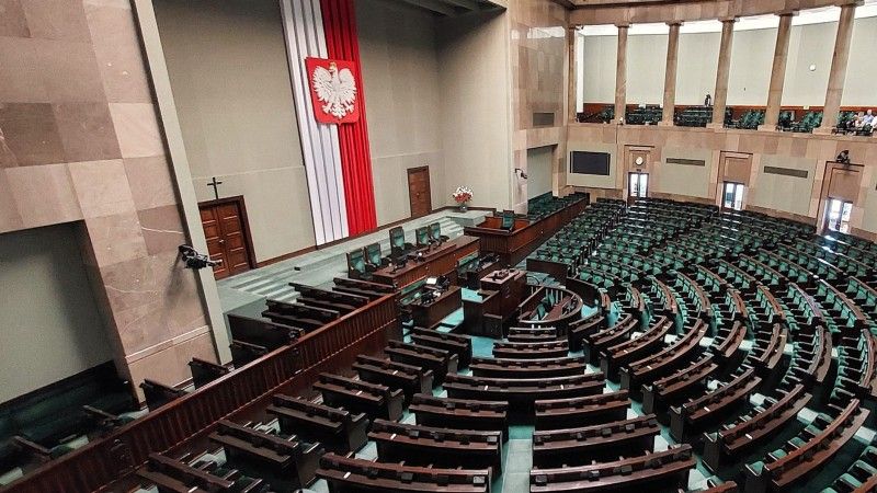 Ofiarą oszustwa telefonicznego może zostać każdy, bez względu na funkcję. Ostatnio dotknęło to nawet posła na Sejm RP.