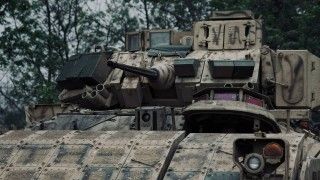 Ukraiński bojowy wóz piechoty M2A2ODS-SA należący do 47. Samodzielnej Brygady Zmechanizowanej.
