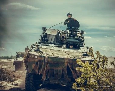 Moździerz samobieżny M120K Rak na poligonie podczas ćwiczeń Anakonda-23.