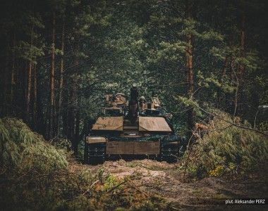 Amerykański czołg podstawowy M1A2SEPv3 Abrams na ćwiczeniach Anakonda-23.