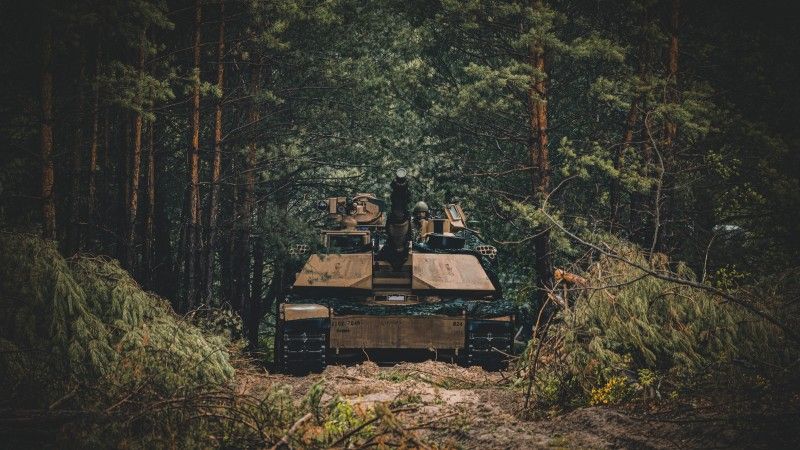 Amerykański czołg podstawowy M1A2SEPv3 Abrams na ćwiczeniach Anakonda-23.