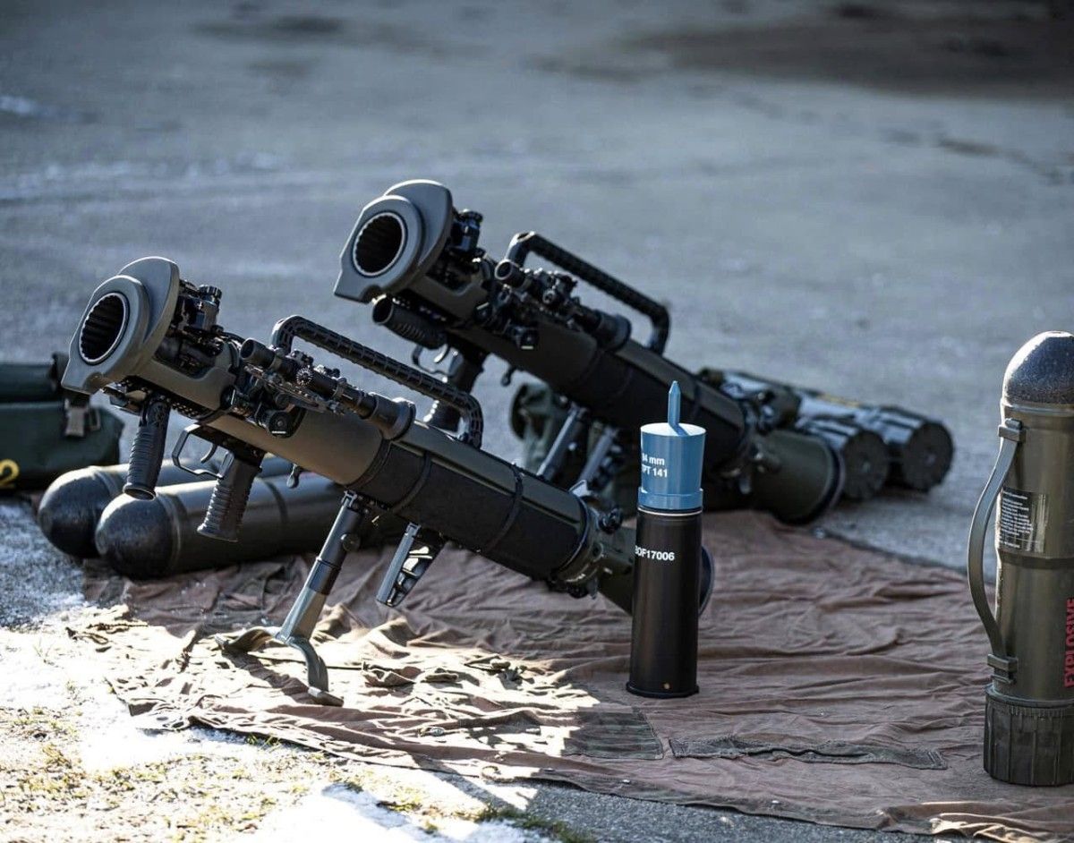 Litwa odbiera szwedzkie działa bezodrzutowe