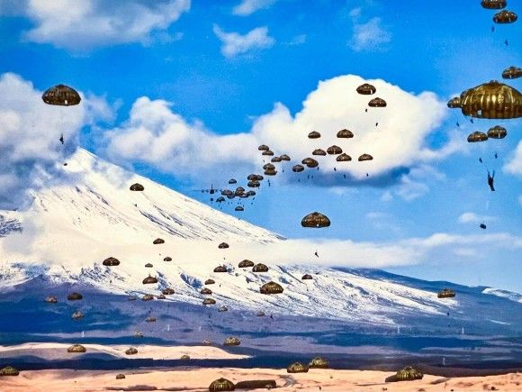 Polscy spadochroniarze wzięli udział w ćwiczeniu spadochronowym New Year Jump in Indo-Pacific.