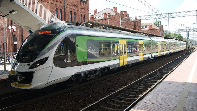 Ponad rok po ujawnieniu informacji o blokadach w pociągach produkowanych przez Newag, wciąż trwają postępowania służb. Według posłanki Pauliny Matysiak, ta sytuacja jest niewłaściwa.