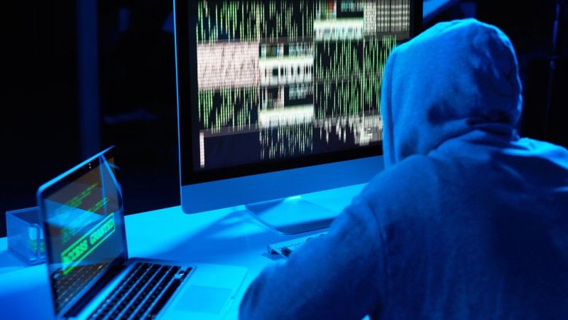 Wielka Brytania chce walczyć z biznesem, jakim są ataki ransomware. Najnowsza propozycja rządu obejmuje wprowadzenie zakazu płatności okupów cyberprzestępcom.