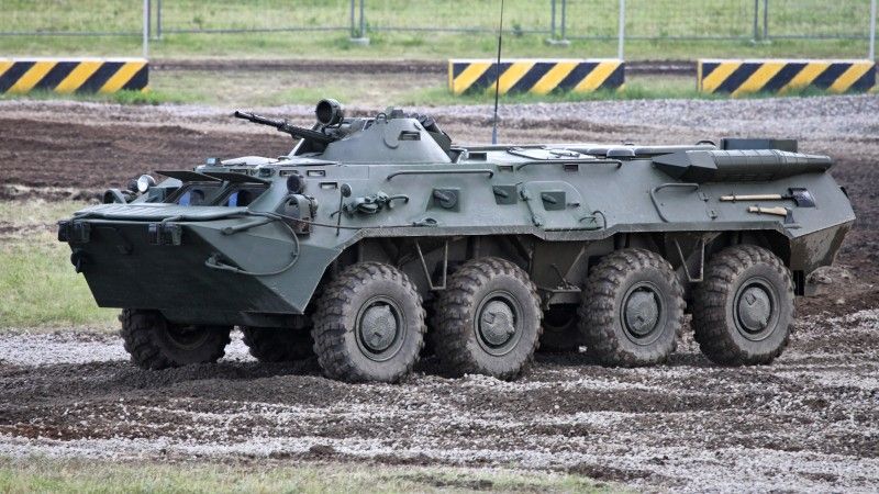 Rosyjski BTR-80.