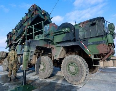 Ministrowie obrony Polski, Niemiec spotkali się z żołnierzami Bundeswehry obsługującymi baterie Patriot rozmieszczone w Polsce