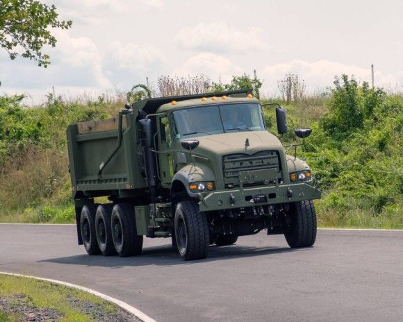 Mack Defense, wywrotka, wywrotki, M917A3, Heavy Dump Trukc