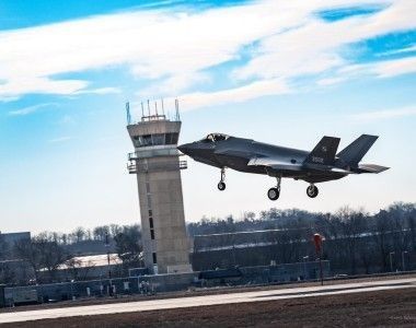 Polski pilot za sterami F-35.