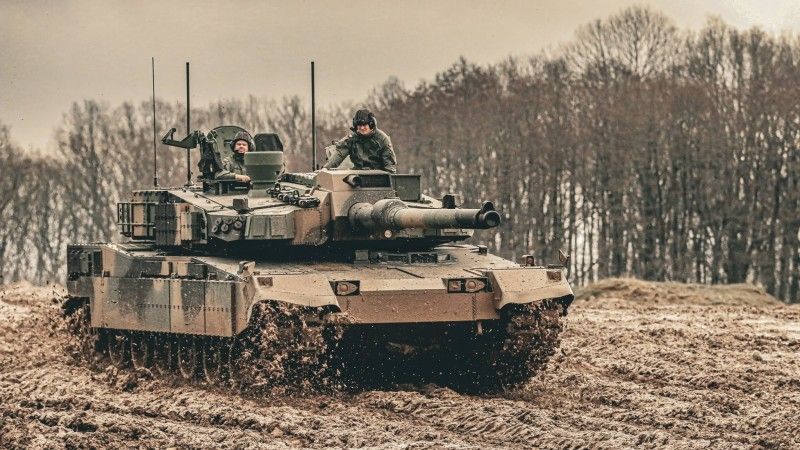 Zapoznanie żołnierzy 9 Brygady Kawalerii Pancernej z nowymi czołgami K2GF Black Panther na niezwykle urokliwym zimowym poligonie.