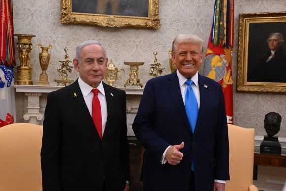 Prezydent USA Donald Trump oraz premier Izraela Binjamin Netanjahu.